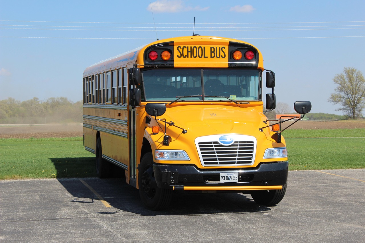 School Trips Bus Rentals Toronto: Reliable Charter Solutions for Safe, Affordable Group Travel